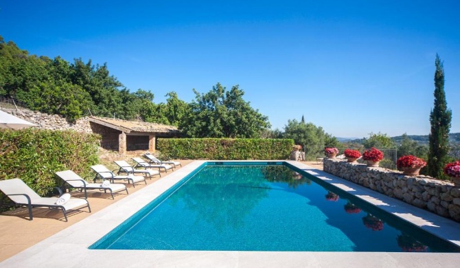 Villa Son Maguet for 12 persons with private pool and beautiful views