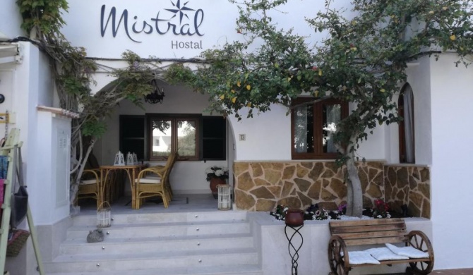 Boutique Hostal Mistral