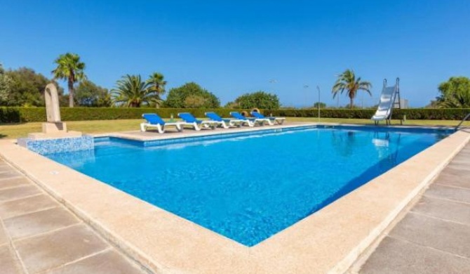 Cala Ferrera Villa Sleeps 10 Pool WiFi