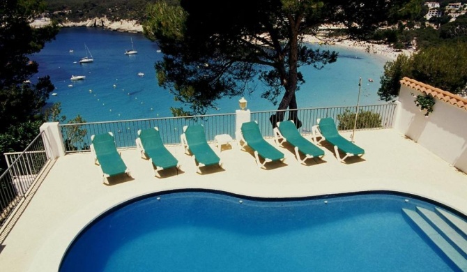 Cala Galdana Villa Sleeps 8 Pool WiFi