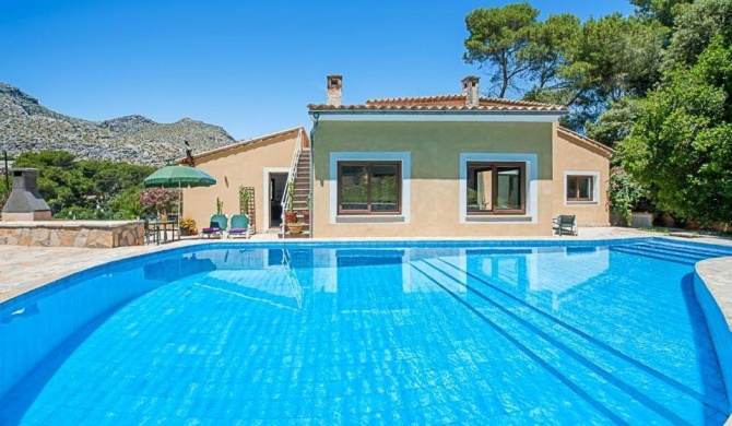 Cala San Vicente Villa Sleeps 7 Pool Air Con WiFi