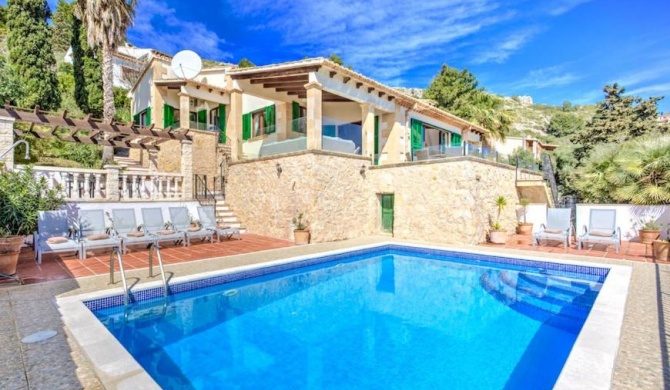 Cala San Vicente Villa Sleeps 8 Pool WiFi T400612