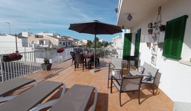 Fantastic, 100 meters from the beach