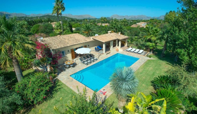 es Barcares Villa Sleeps 8 Pool Air Con WiFi