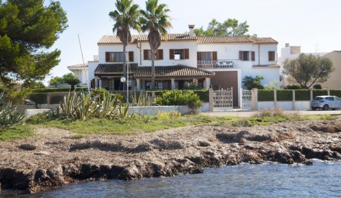 es Barcares Villa Sleeps 8 with Pool Air Con and WiFi