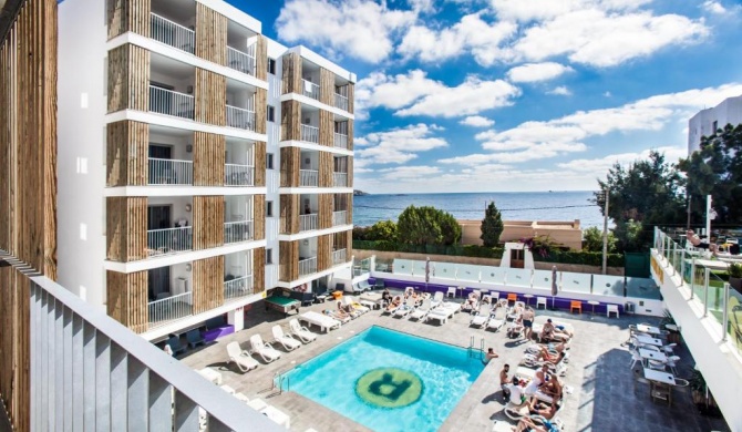 Ryans Ibiza Apartments - Only Adults