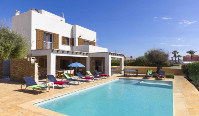 Ibiza 4 bedroom villa, Cala'n Blanes