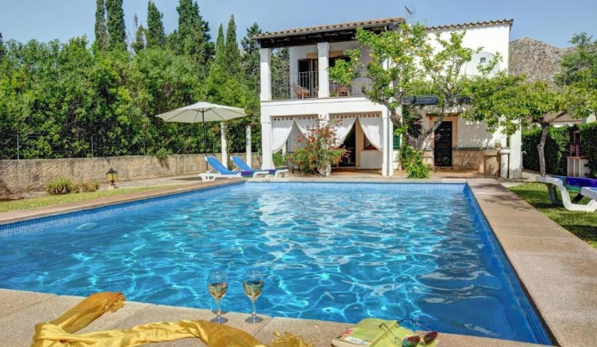 Pollenca Villa Sleeps 4 Pool Air Con WiFi