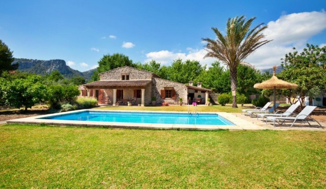 Pollenca Villa Sleeps 4 Pool Air Con WiFi T400566