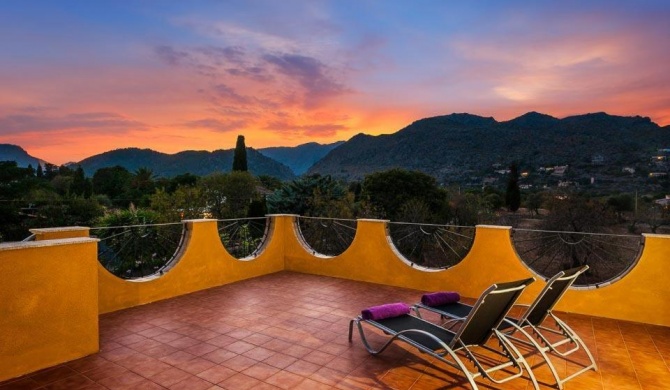 Pollenca Villa Sleeps 6 Pool Air Con WiFi