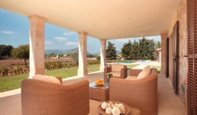 Pollenca Villa Sleeps 6 Pool Air Con WiFi T251856