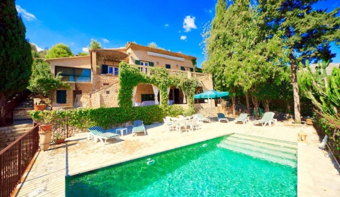 Pollenca Villa Sleeps 6 Pool Air Con WiFi T400535