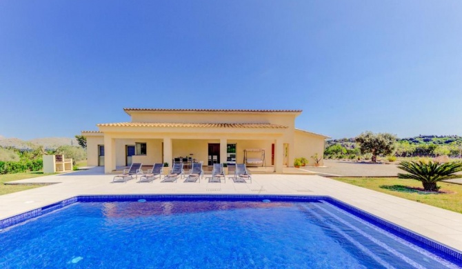 Pollenca Villa Sleeps 6 Pool Air Con WiFi T400591