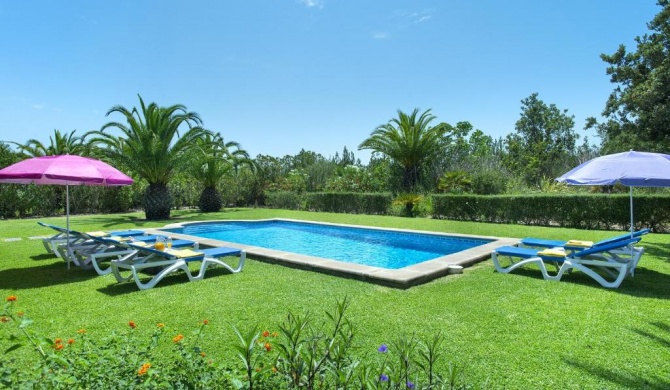 Owl Booking Villa Bobis - Family Holidays with Private Pool