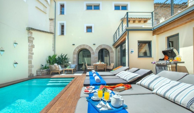 Owl Booking Villa Alvarez - Luxury Retreat in the Old Town