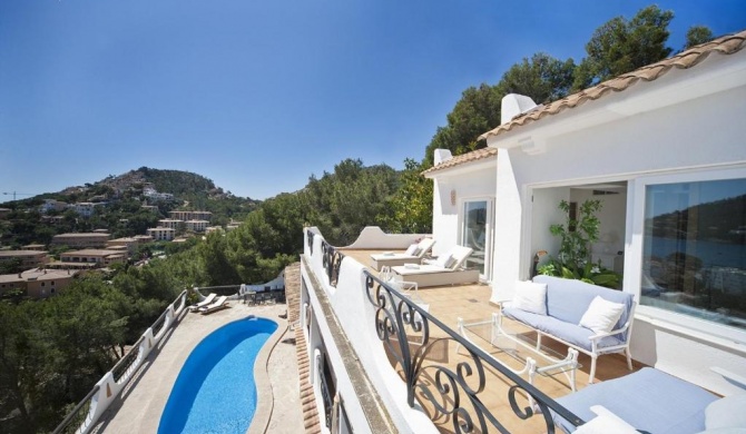 Port d'Andratx Villa Sleeps 8 with Pool Air Con and WiFi