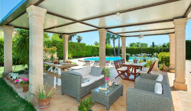 Owl Booking Villa Coloma - Luxury Retreat with Huge Pool