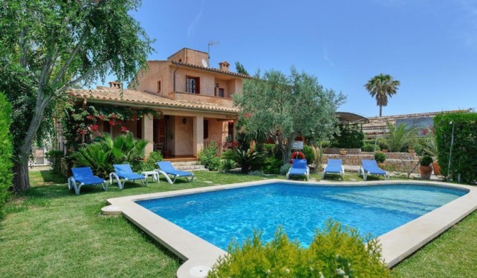 Port de Pollenca Villa Sleeps 8 Pool WiFi