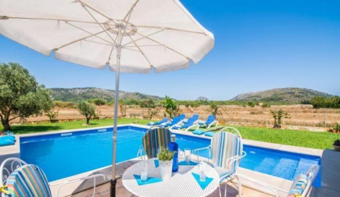 sa Pobla Holiday Home Sleeps 4 with Pool Air Con and WiFi