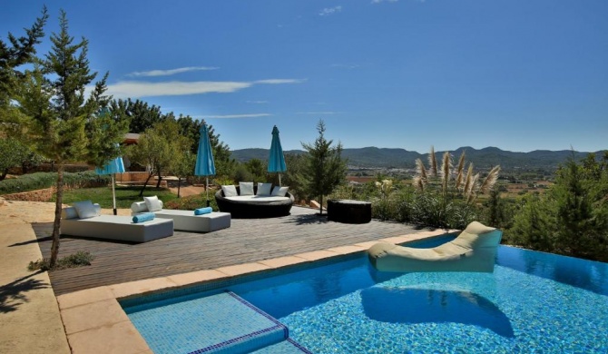 Rent this Luxury Villa with Private Pool, Ibiza Villa 1017