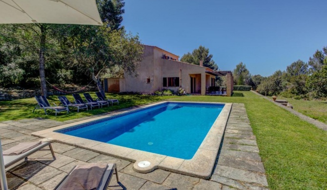 Arta Villa Sleeps 6 Pool Air Con WiFi