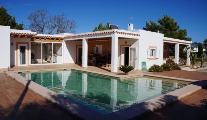 Frigola. Ibiza villa 9pax