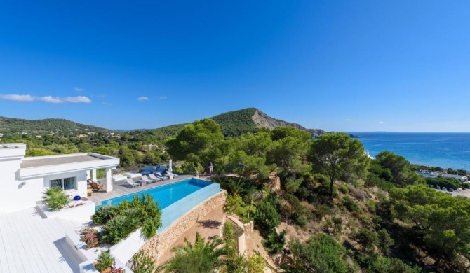 Exclusive 4 Bedroom Villa close to the Beach, Ibiza Villa 1022