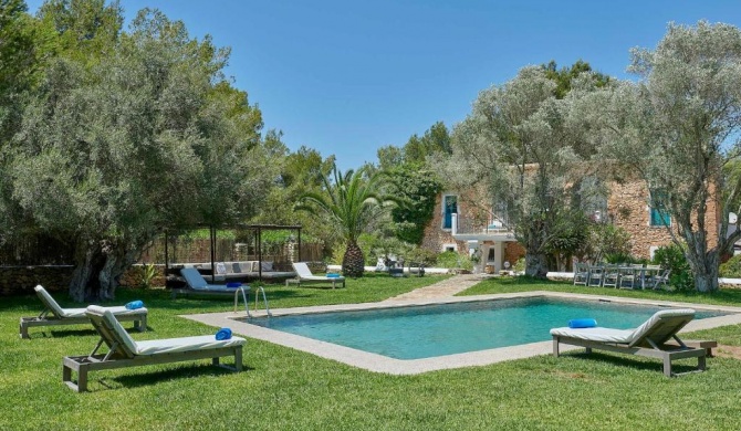 Rent Your Luxury 6 Bedroom Villa, Ibiza Villa 1006