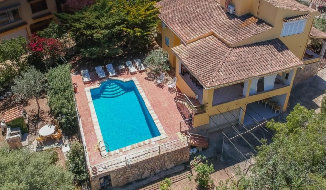 Casa del Capitán, aire acondicionado, barbacoa, piscina privada, wifi, cercana a la playa