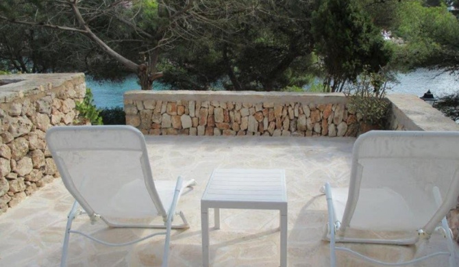 Sea frontline Apartment 'Charo' Pool and Wifi