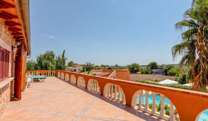 Villa Porrasses magnificent eight-bedroom country house with private pool short walk to local vill